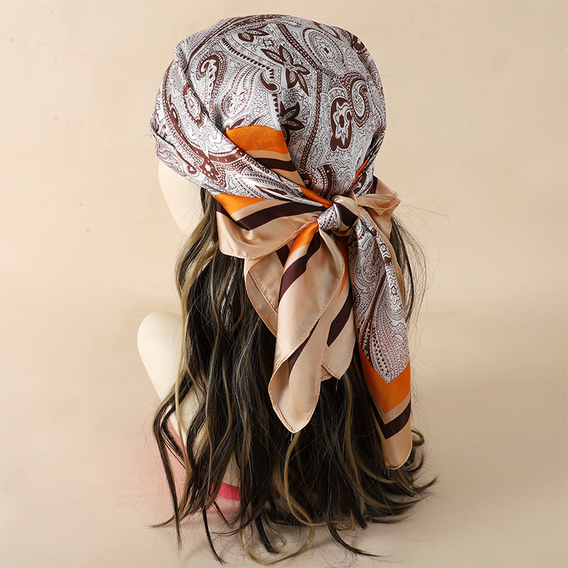 Luxury Women Silk Square Scarf - Luxury Bags Duffle avis et prix
