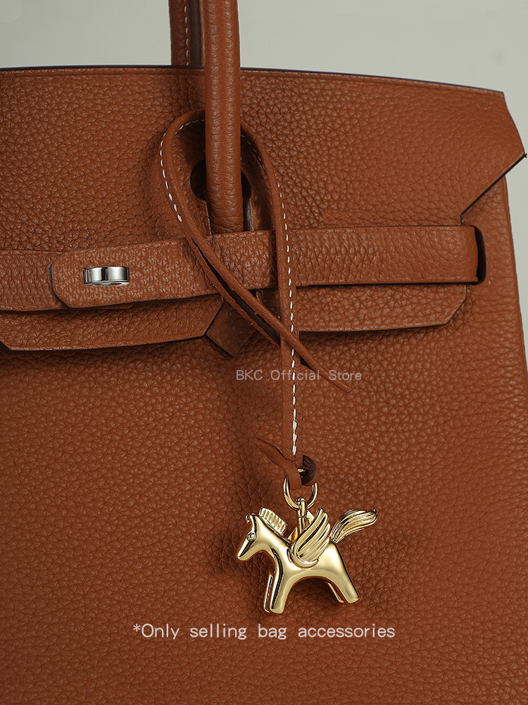Luxury Brass Pegasus Bag Charm - Luxury Bags Hermes avis et prix