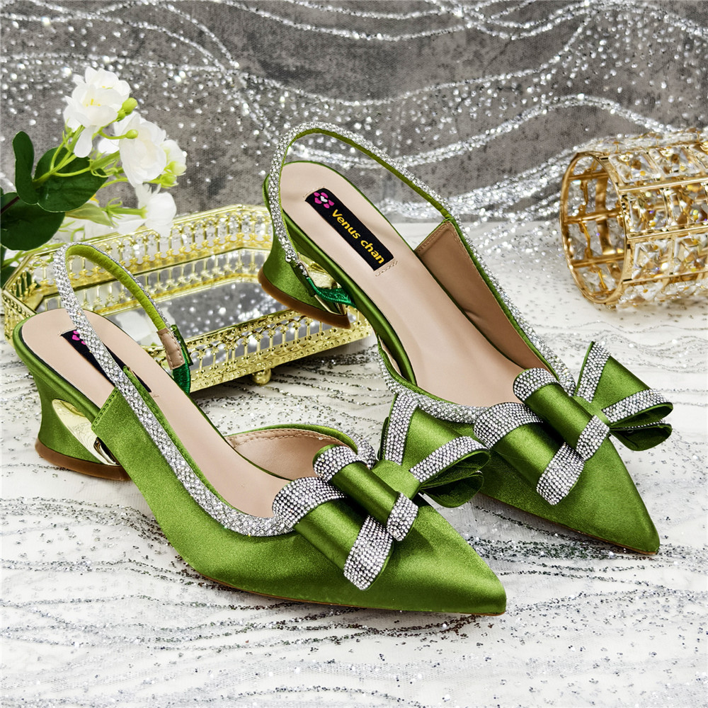 Med Heel Shoes for Women Hollo - Luxury Bags And Shoes avis et prix