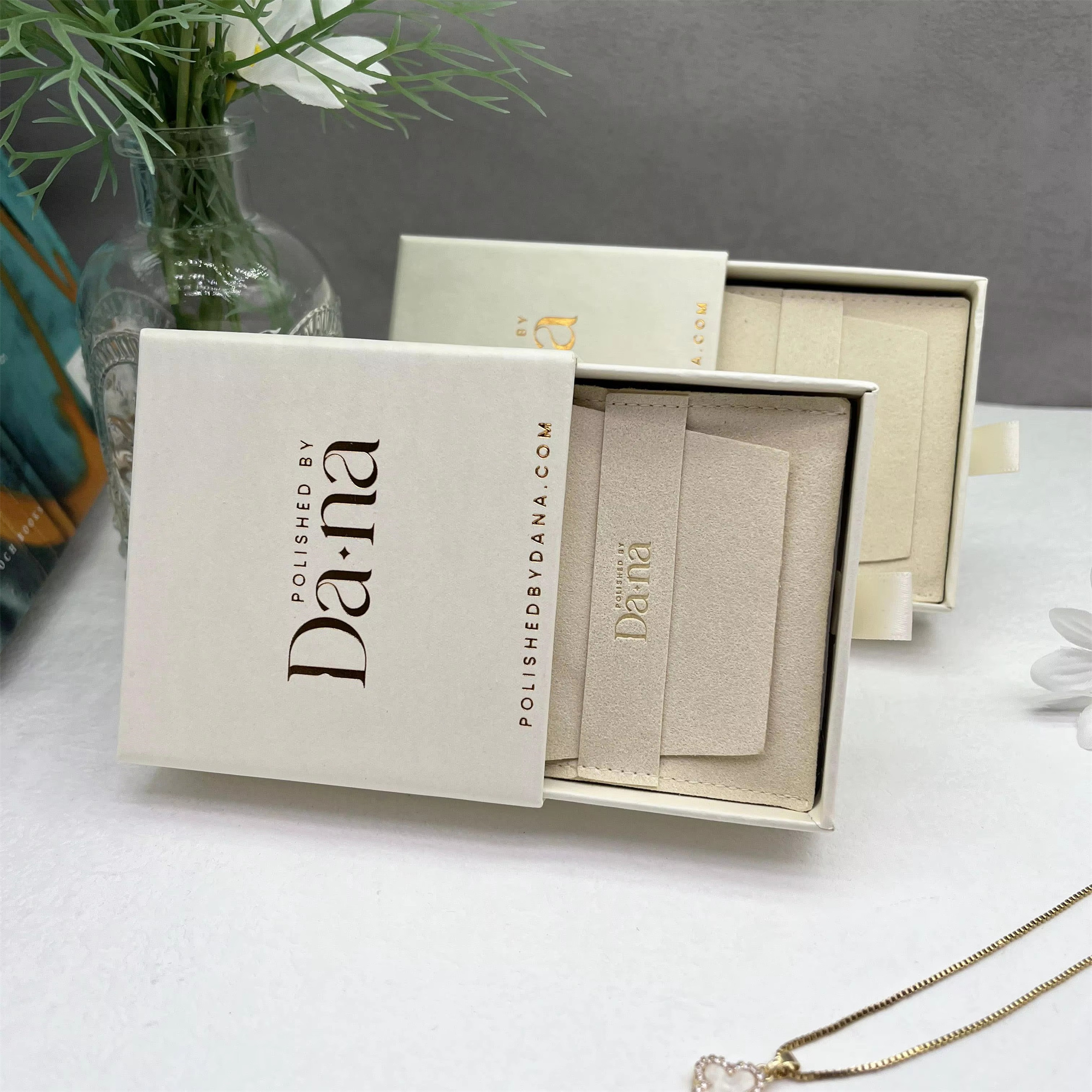 PandaSew Beige Envelope Style  - Luxury Bags For School avis et prix