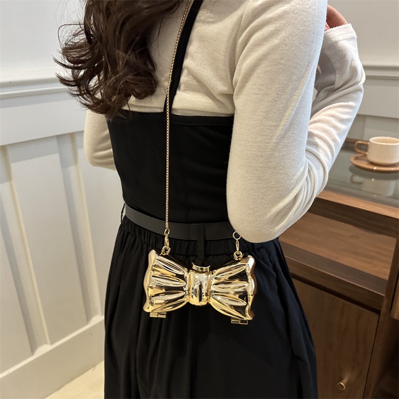 Luxury Fashion Metal Mini Hand - Luxury Bags Made avis et prix